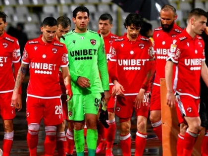Haos la Dinamo, încă şase jucători pozitivi la COVID! Se “îngheaţă” play-out-ul Ligii 1?
