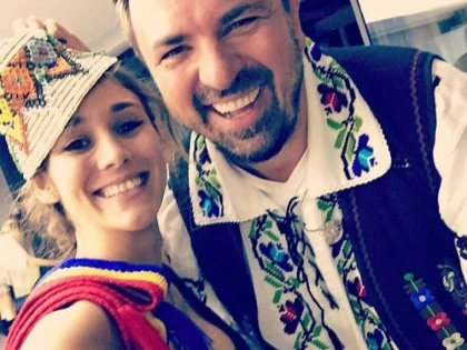HORIA BRENCIU E MANDRU TATA! NU E FIICA LUI DE SANGE, DAR INIMA LUI E SUFICIENT DE MARE