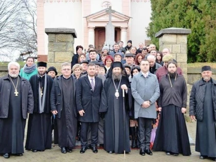 Hramul Bisericii Ortodoxe și bal de binefacere la Chitighaz. Concert la Leucușhaz