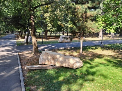 HUB cultural mARTA organizează prima ediție a Simpozionului de sculptură de la Arad