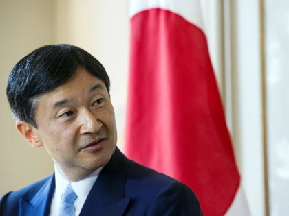 Împăratul Japoniei soseşte în Marea Britanie pentru o vizită de stat de trei zile
