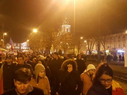 În jur de 4000 de arădeni s-au alăturat protestelor din întreaga țară