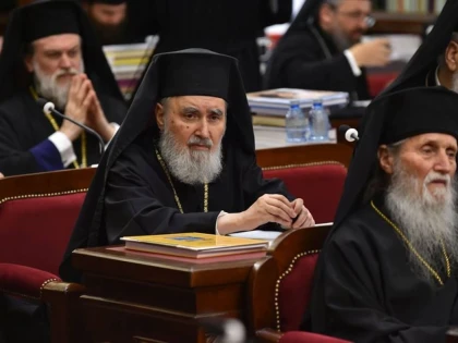 ÎNALTPREASFINȚITUL TIMOTEI, MEMBRU AL DELEGAȚIEI BOR LA MARELE SINOD DIN CRETA