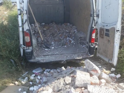 Încă o amendă pentru deversarea molozului în loc nepermis