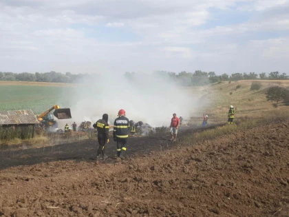 Incendiile de vegetație uscată pot duce la catastrofe
