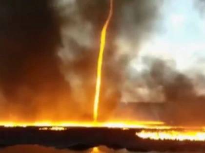 Incendiu de tip tornadă, la o fabrică din Marea Britanie