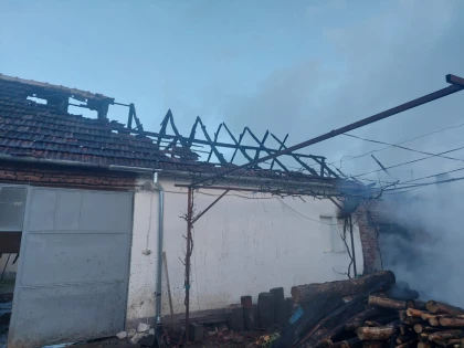 Incendiu la o casă din Birchiș