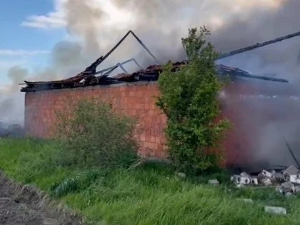 Incendiu la o casă părăsită din Arad