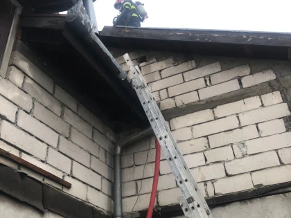 Incendiu stins după 30 de minute, în Grădiște