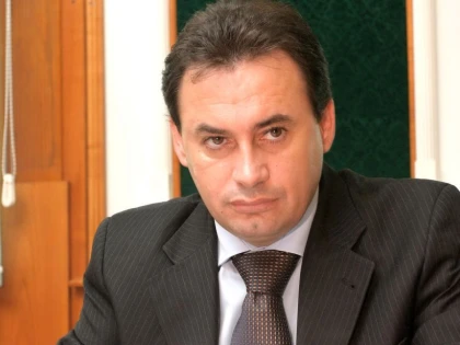 INCREDIBIL: FIRMA SOTIEI PRIMARULUI FALCA PRIMESTE BANI DE LA UN MINISTER DIN GUVERNUL PONTA!