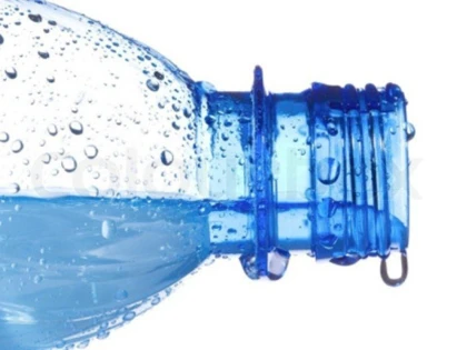 Îngrijorător! Oamenii mănâncă cel puțin 50.000 de particule de plastic, pe an