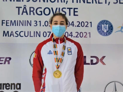 Înotătoarea Andreea Popescu, de cinci ori medaliată cu aur la Cupa României!