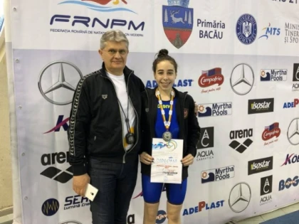 Înotătoarea Andreea Popescu, de cinci ori medaliată la Naţionale!