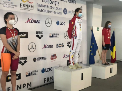 Înotătoarea Andreea Popescu, dublă medaliată cu aur la Cupa României! (FOTO)