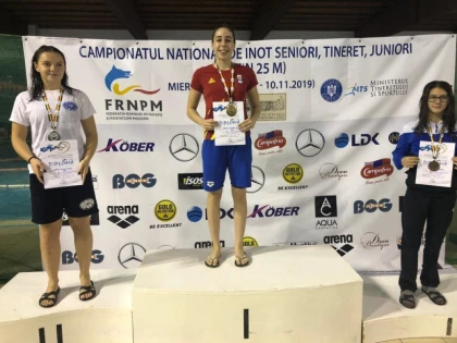Înotătoarea Andreea Popescu, performeră la Naţionale