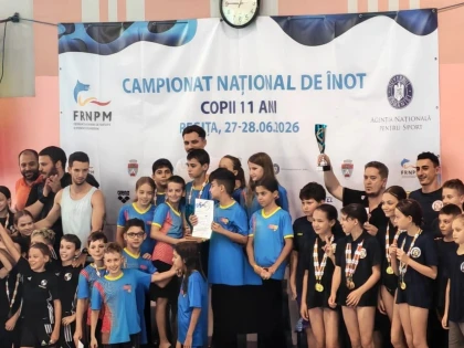 Înotătorii de la CSS Gloria Arad au readus clubul pe podiumul național după 17 ani