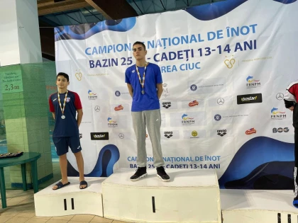 Înotătorul arădean Luca Ciorgan este campion național de cadeți la 100 de metri bras! (FOTO)