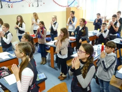 INSCRIEREA LA ORA DE RELIGIE SE VA PUTEA FACE LA INCEPUTUL FIECARUI CICLU SCOLAR
