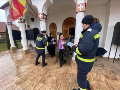 Inspectorii ISU Arad au efectuat zeci de controale în domeniul prevenirii și stingerii incendiilor