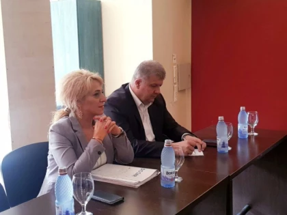 Întâlnire zonală pe tema evitării proliferării pestei porcine africane