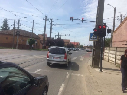 Intersecția străzilor Abatorului cu Ion Rațiu (Pădurii) a fost semaforizată