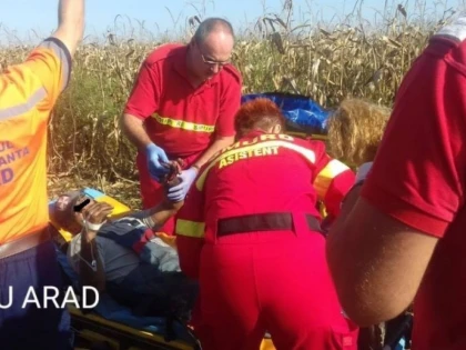 Intervenție ISU la Târnova, unde un bărbat și-a prins mâna într-un utilaj agricol