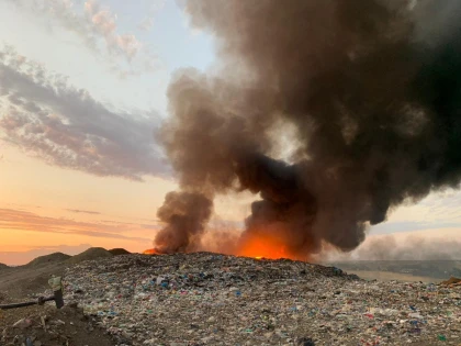 Întreaga desfășurare a incendiului de la groapa de gunoi