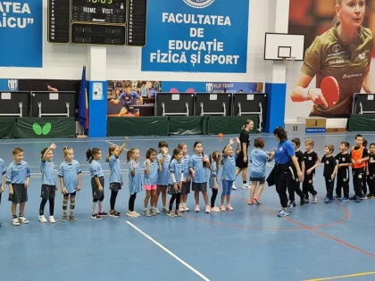 Întreceri handbalistice juvenile, în cadrul proiectului “Omagierea vieții Reginei Maria”