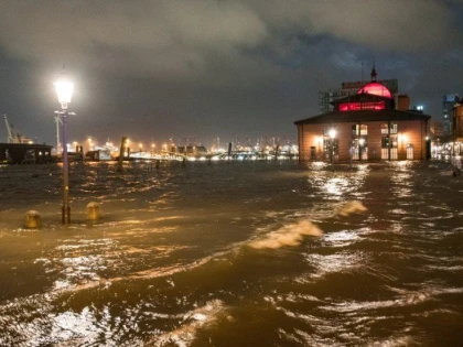Inundație puternică în Hamburg, fix în ziua în care acum 60 de ani o furtună a ucis 315 oameni