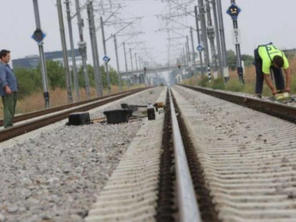 Investiții de 7,5 miliarde de lei pentru calea ferată Arad - Simeria