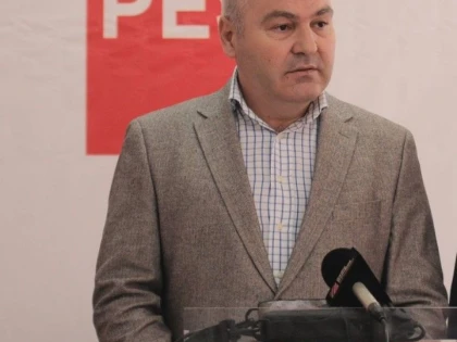 IOAN GLIGOR: PSD ARAD CERE EXPLICATII PRESEDINTELUI INTERIMAR ADRIAN TOLEA DESPRE DEPLASAREA DIN ITALIA
