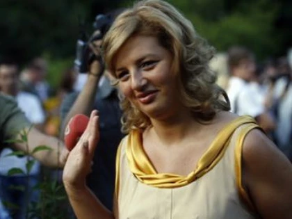 IOANA BASESCU S-A CASATORIT IN SECRET. EBA A LIPSIT DE LA CEREMONIE