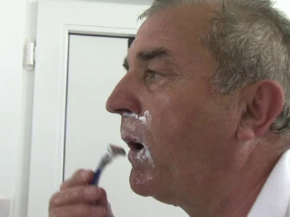 Ionuţ Popa şi-a dat jos mustaţa, după victoria cu UTA!