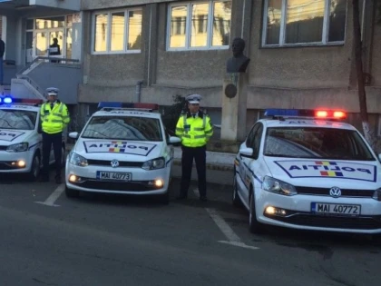 IPJ ARAD SI-A MARIT PARCUL AUTO CU SAPTE AUTOSPECIALE NOI