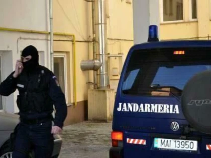 IPJ BOTOSANI VIZAT DE PERCHEZITIILE DNA