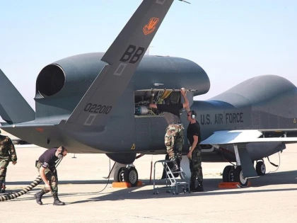 Iranul anunță că a doborât o dronă spion americană