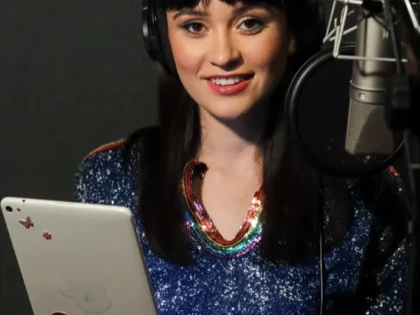 Irina Rimes luată la rost de fani