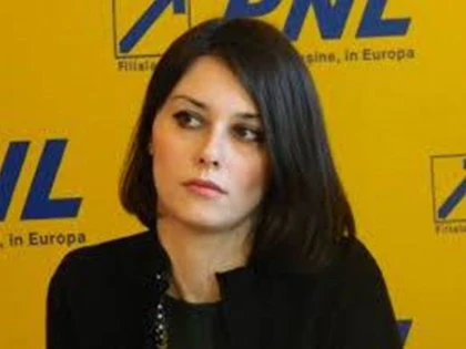 ISABELA RABOTKA: DE POLITICA DE TIP DAMBOVITEAN S-AU SATURAT TOTI ARADENII