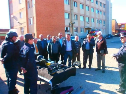 ISU ARAD A ORGANIZAT CURSURI DE PREGATIRE PENTRU SITUATII DE URGENTA CU PRIMARII DIN JUDET