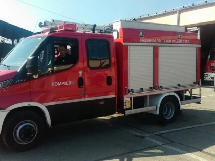 ISU ARAD ARE DE ASTAZI DOUA  AUTOSPECIALE NOI