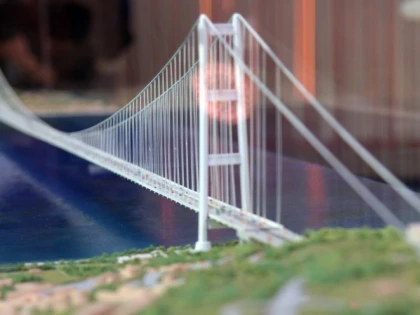 Italia vrea să construiască cel mai lung pod suspendat din lume care să lege continentul de Sicilia