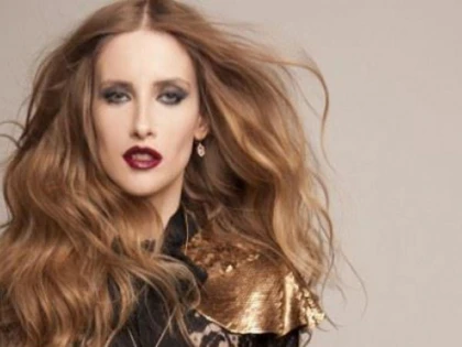 IULIA ALBU A INCURCAT-O! 3 ZILE INCHISA IN CASA!