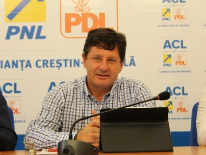 IUSTIN CIONCA (PDL ARAD): „SCADEREA CAS POATE ECHILIBRA ECONOMIA“
