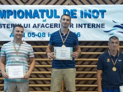 JANDARM ARĂDEAN, PRIMUL LOC LA CAMPIONATUL DE ÎNOT AL MAI