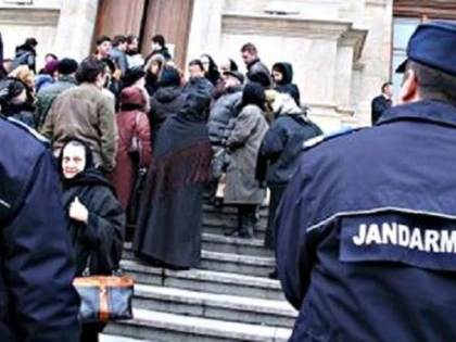 Jandarmii arădeni asigură ordinea publică, de sărbători