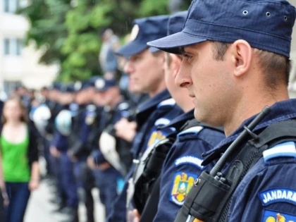Jandarmii arădeni au asigurat cu succes ordinea publică în minivacanța de 1 decembrie