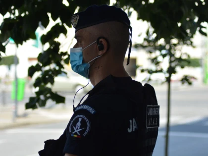 Jandarmii arădeni, la datorie pe timpul slujbelor și procesiunilor religioase prilejuite de sărbătoarea ,,Adormirea Maicii Domnului”