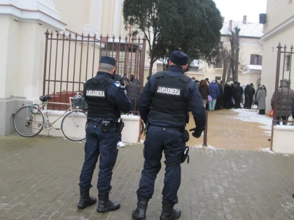 Jandarmii arădeni vor fi la datorie și de Paștele Catolic