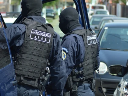 Jandarmii arădeni vor intensifica măsurile specifice de ordine publică