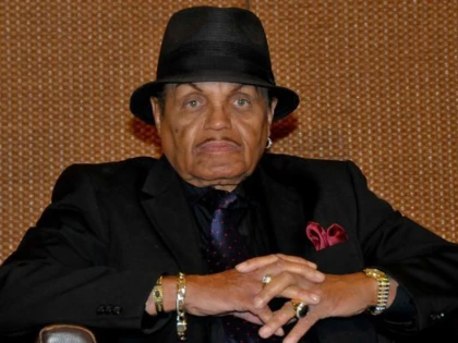 JOE JACKSON, TATAL CANTARETULUI MICHAEL JACSKON, A SUFERIT UN ACCIDENT VASCULAR CEREBRAL!